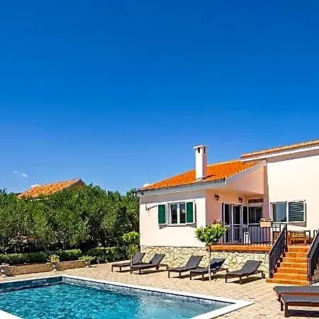 In Polaca With Pool Near National Parks 3* Vrana (Zadar)
