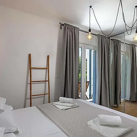 In Polaca With Pool Near National Parks Hotel 3*