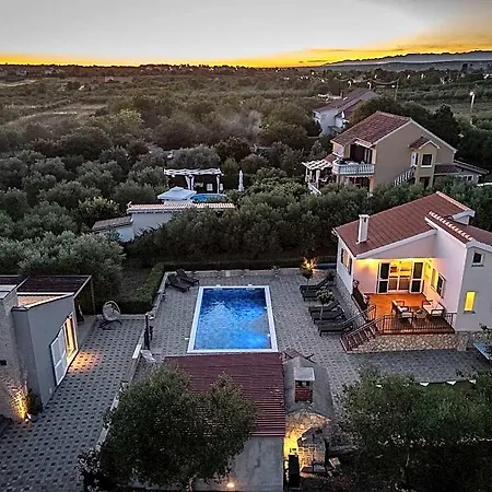 Hotel In Polaca With Pool Near National Parks Vrana (Zadar)