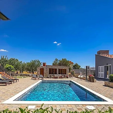 酒店 In Polaca With Pool Near National Parks Vrana (Zadar)